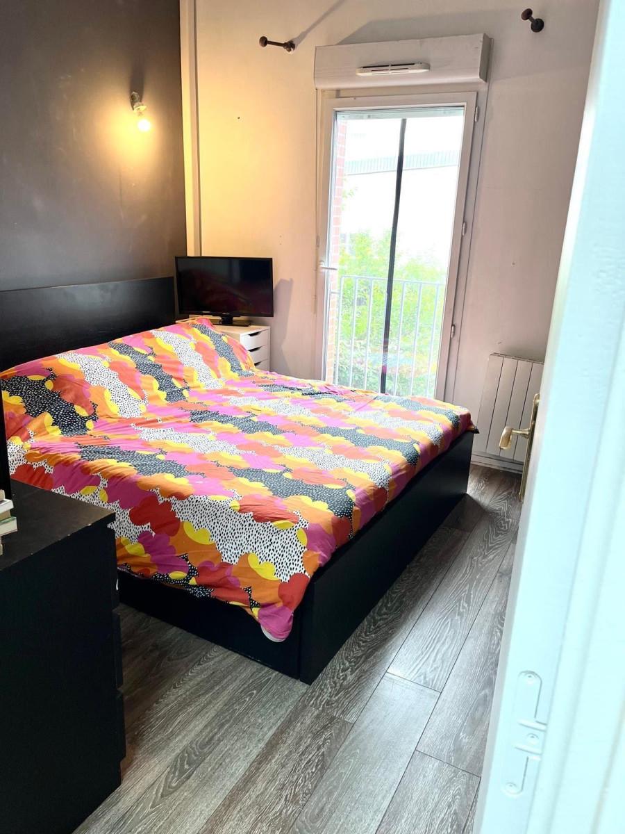 
                                                Location
                                                 Joli maison agréable À vivre