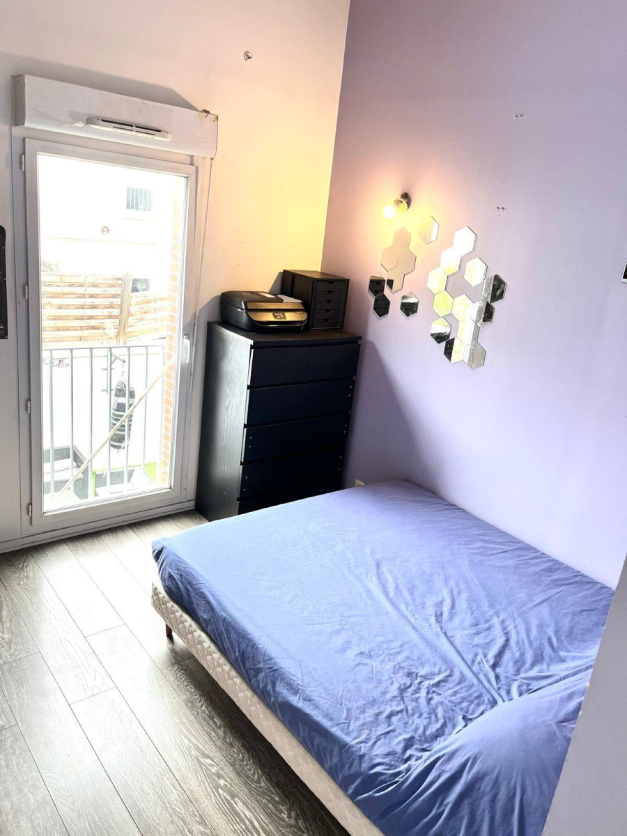 
                                                Location
                                                 Joli maison agréable À vivre