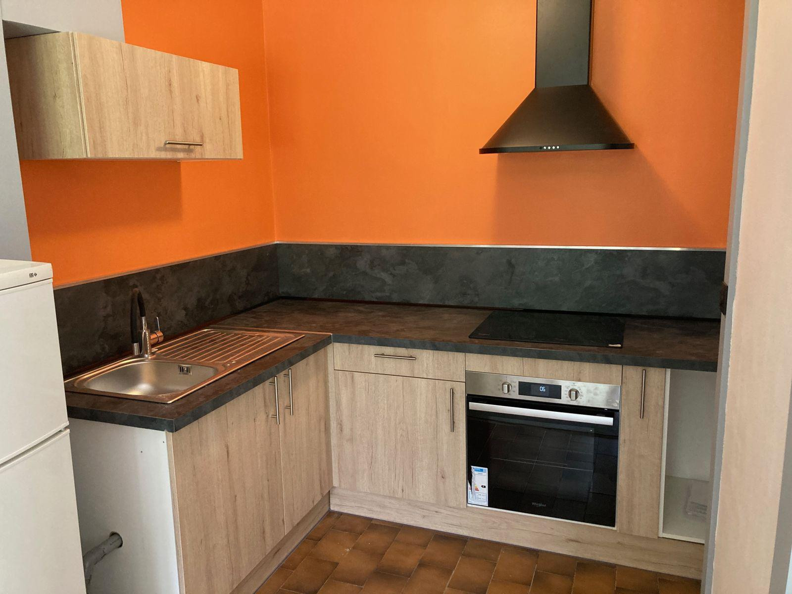 
                                                Location
                                                 Joli meublé T2  au rez de chaussée