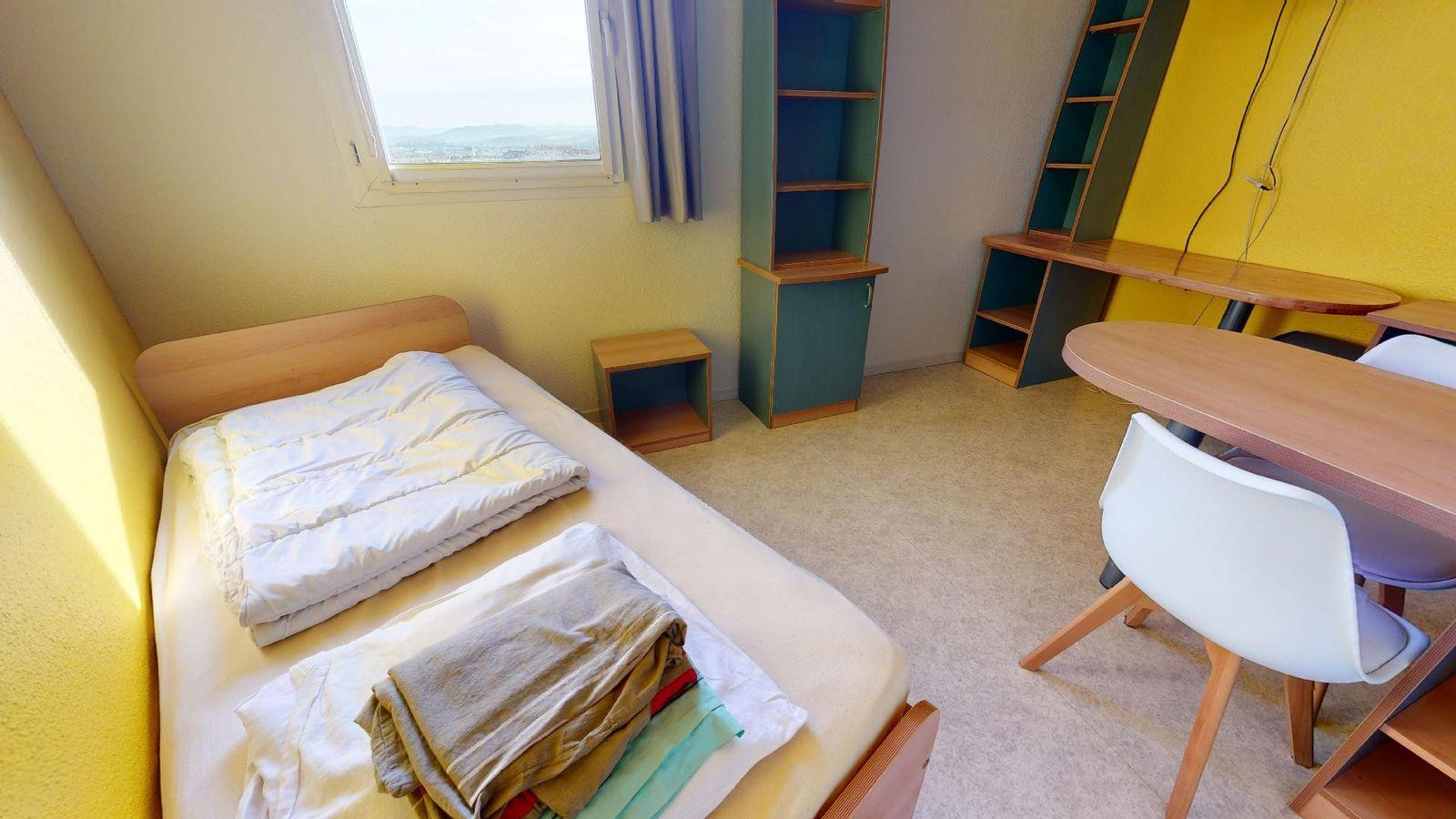 
                                                Location
                                                 Joli studio à proximité immédiate de la Gare Ter/