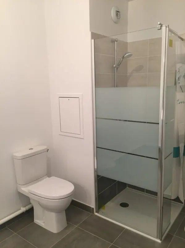 
                                                Location
                                                 Joli studio avec balcon, résidence sécurisée