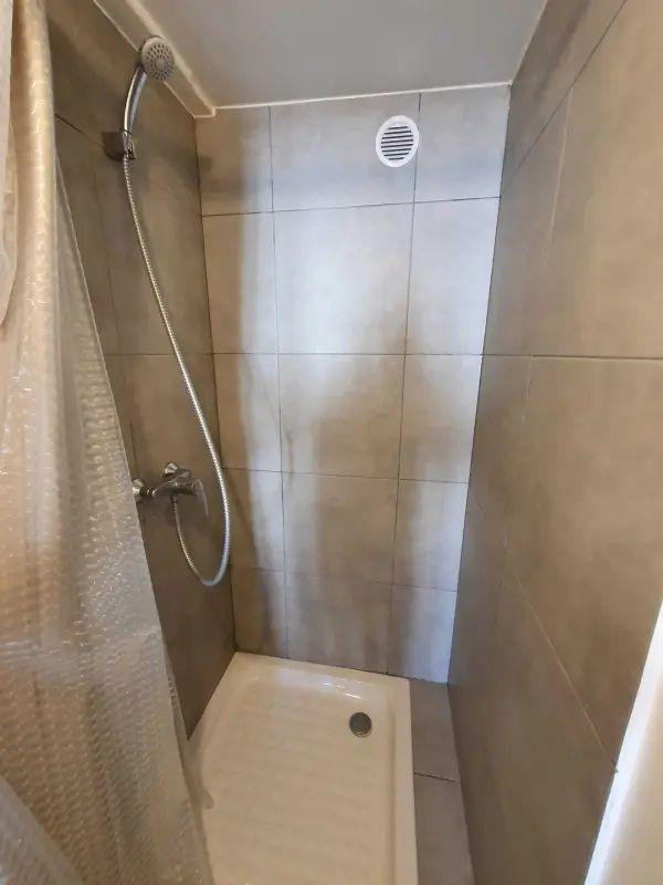 
                                                Location
                                                 Joli studio dans un quartier calme