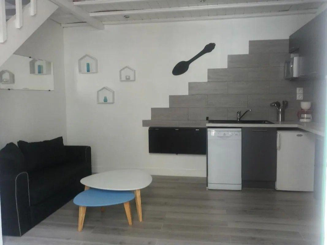 
                                                Location
                                                 JOLI STUDIO T1BIS 26m² avec MEZZANINE - St Genès