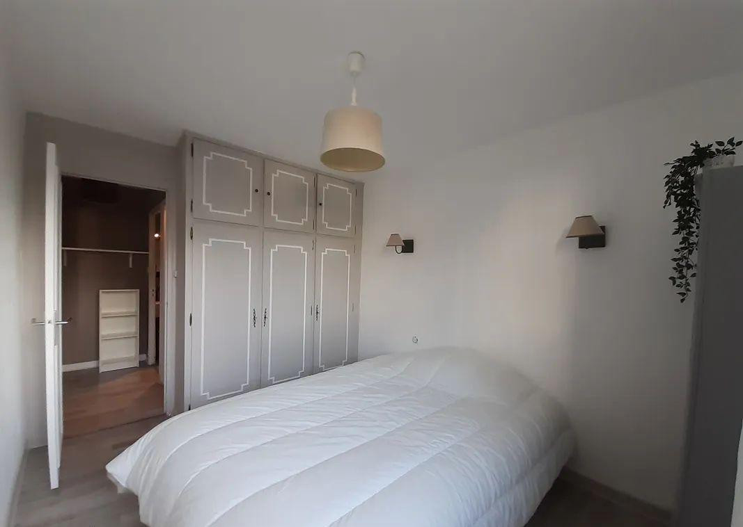 
                                                Location
                                                 Joli T2 calme et lumineux, meublé 40m2 à Grenoble