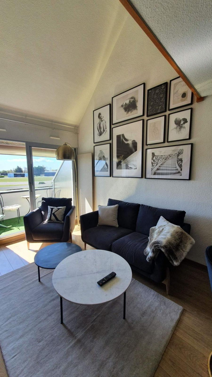 
                                                Location
                                                 Joli T2 duplex sur Quiberon avec vue dégagée