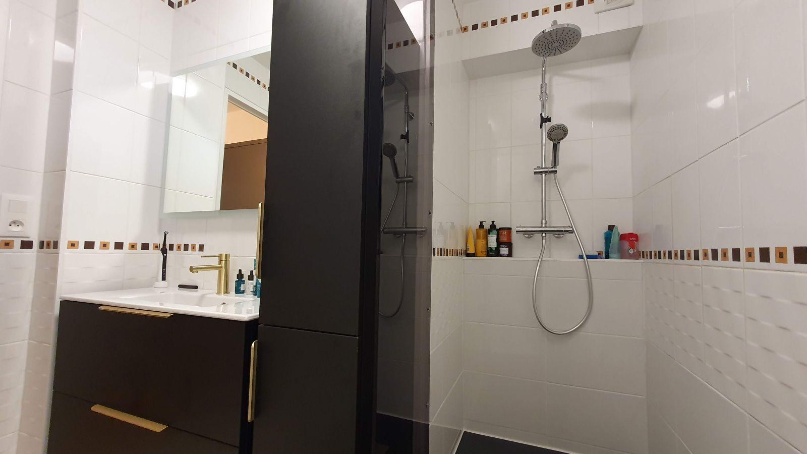 
                                                Location
                                                 Joli T2 duplex sur Quiberon avec vue dégagée