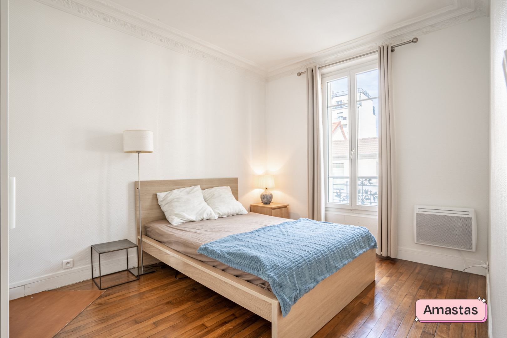 
                                                Location
                                                 Joli T2 Meublé à Puteaux