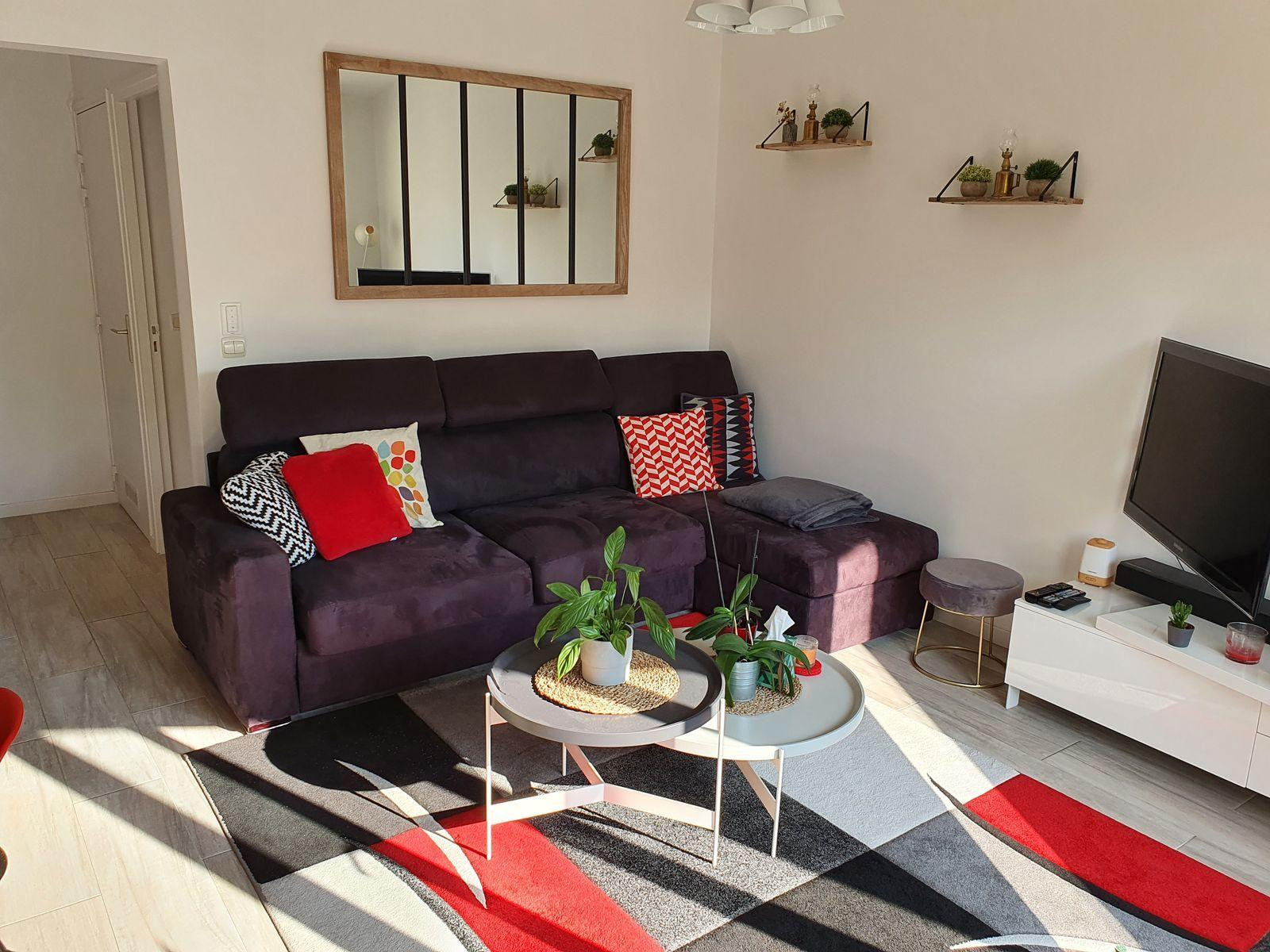 
                                                Location
                                                 Joli T2 - Quartier paisible, balcon, jardin arboré