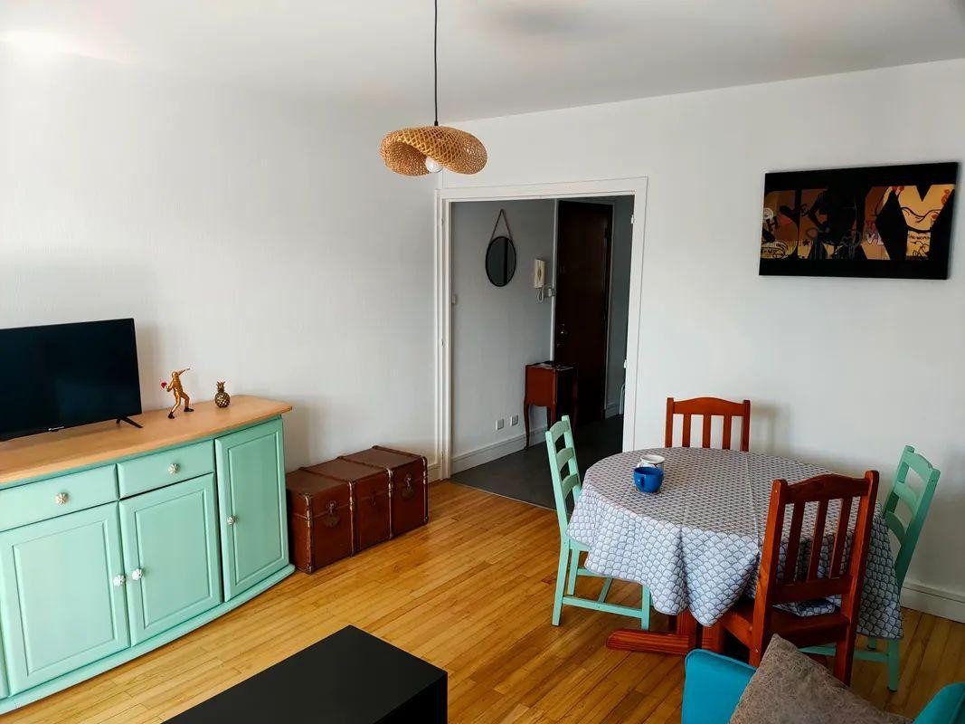 
                                                Location
                                                 Joli T3 meublé 64m² Tardy/ Collin des Pères