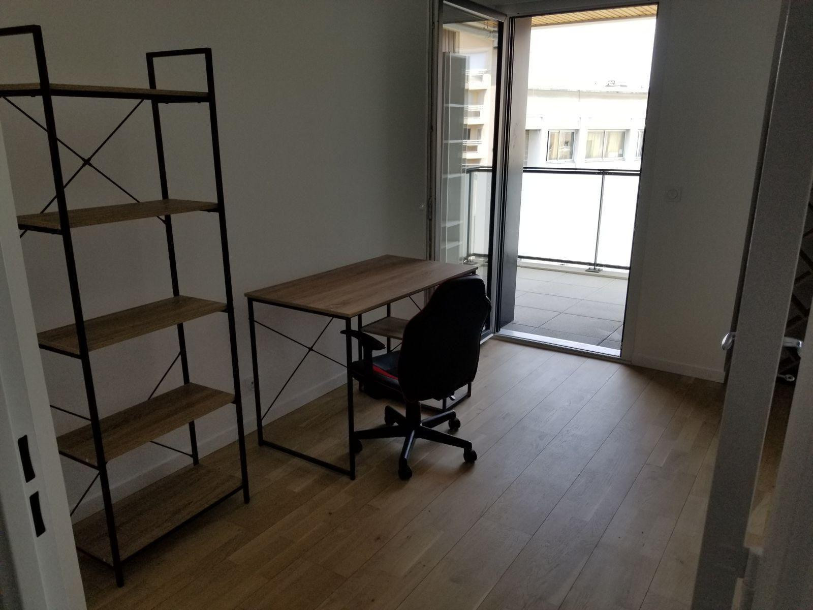 
                                                Location
                                                 Joli T3 meublé à louer à Annemasse.
