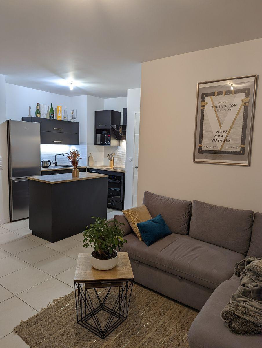 
                                                Location
                                                 Joli T3 meublé avec terrasse et parking