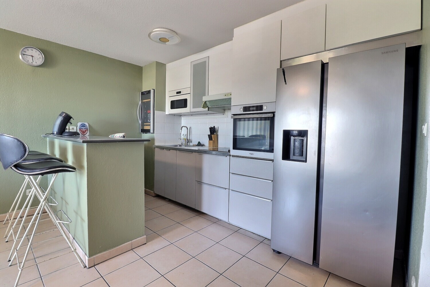 
                                                Vente
                                                 Joli T4 Bordeaux - vue Pont d'Aquitaine