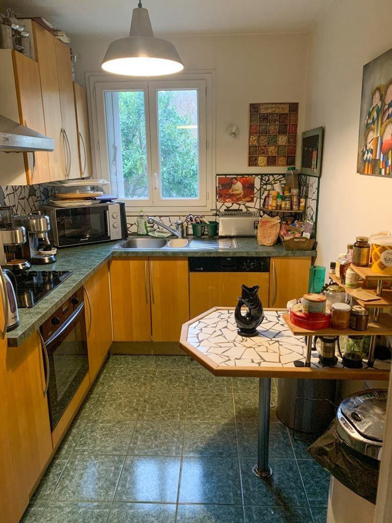 
                                                Colocation
                                                 Jolie chambre à louer dans appartement