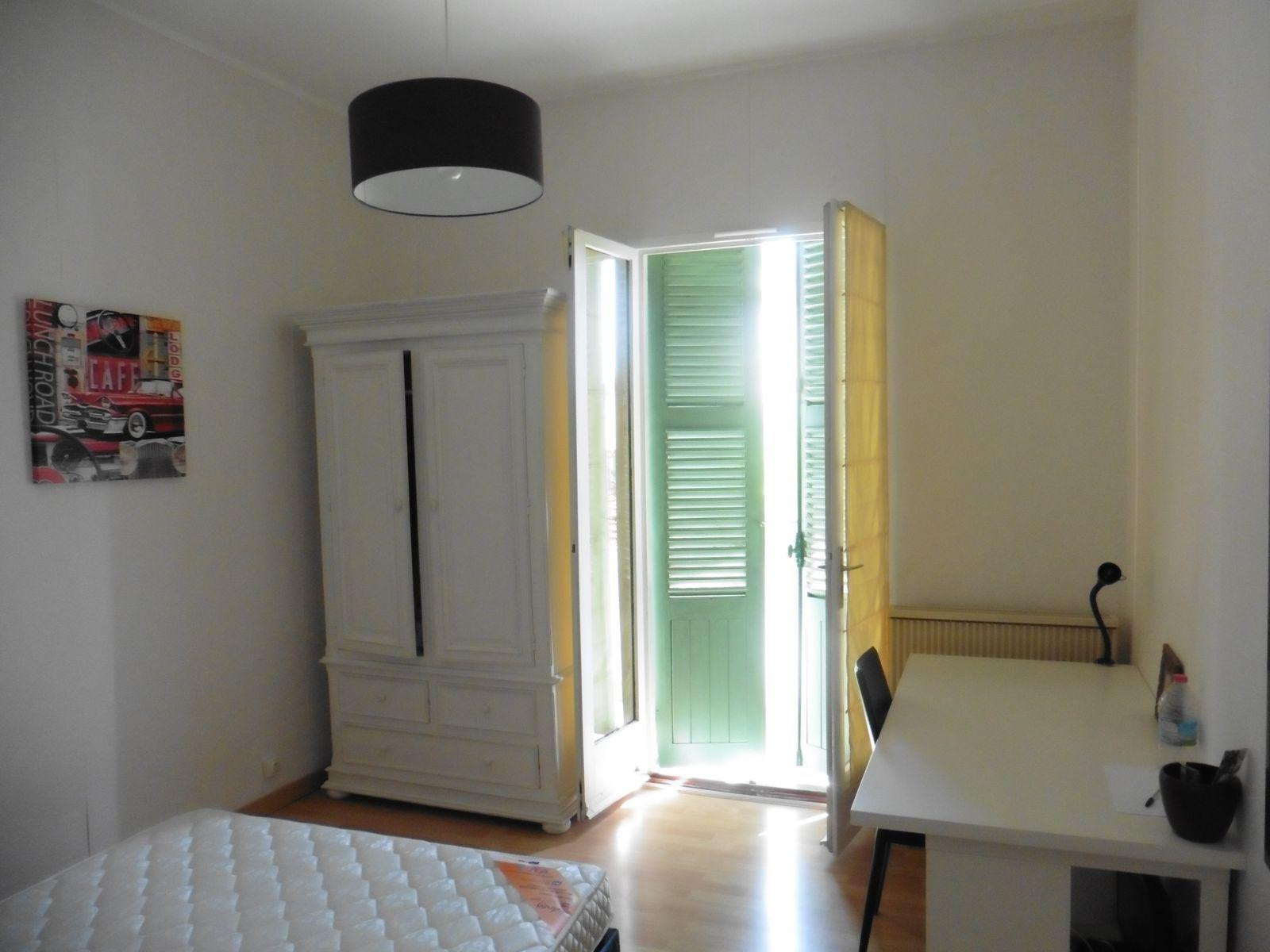 
                                                Colocation
                                                 jolie chambre meublée à louer chez l'habitant