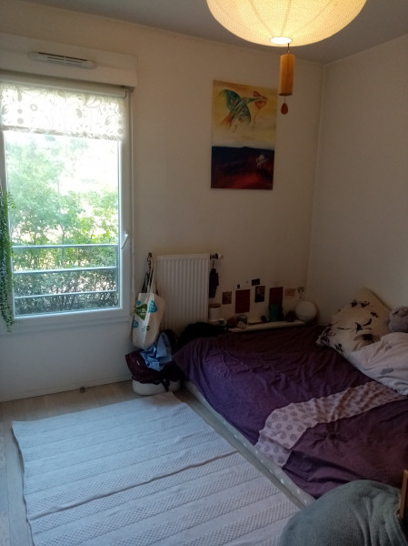 
                                                Colocation
                                                 Jolie chambre + salle de bains privative