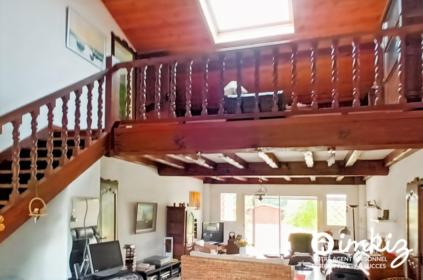 
                                                Vente
                                                 Jolie maison 5 pièces de 150m2