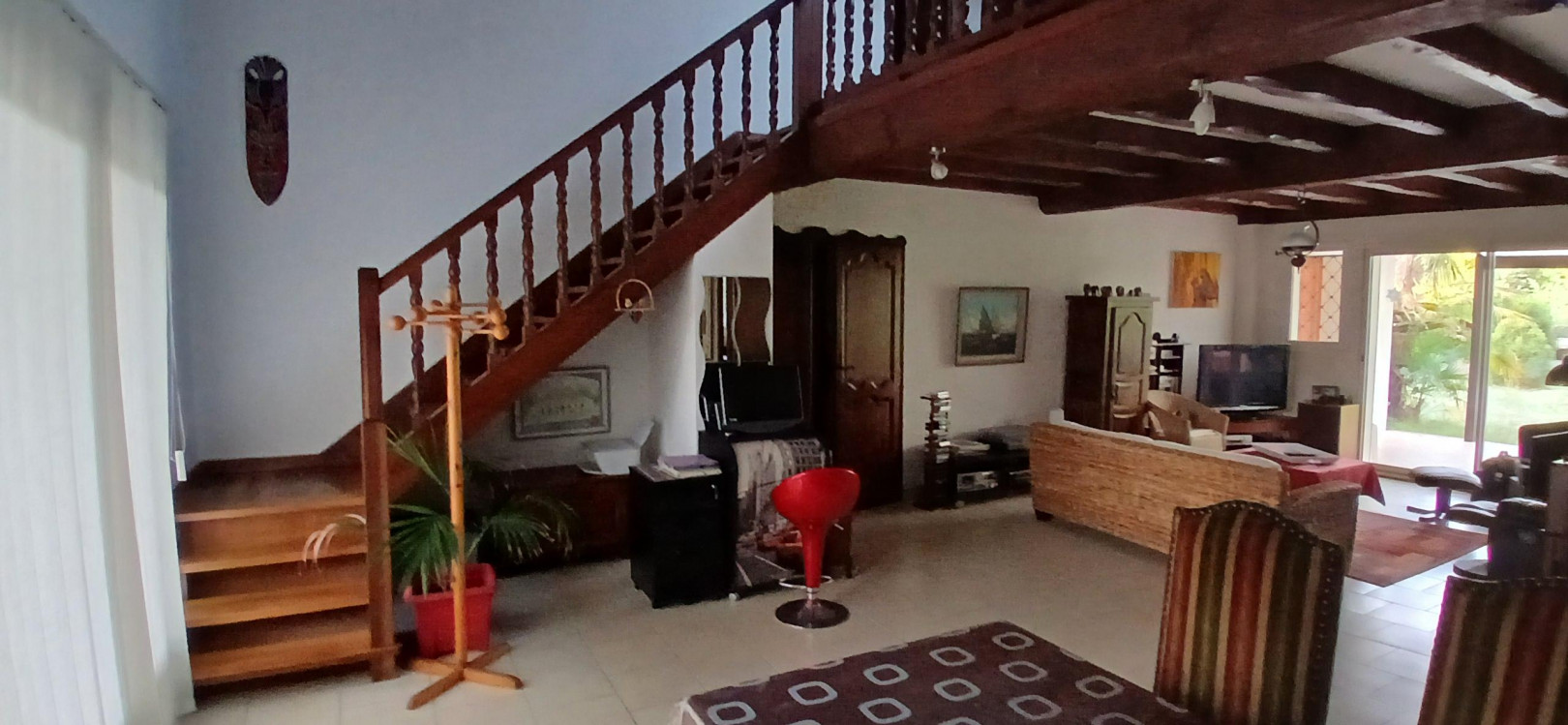 Vente
                                                 Jolie maison 5 pièces de 150m2