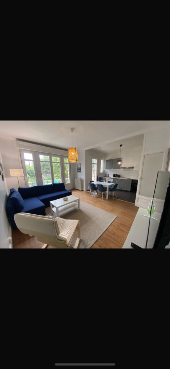 
                                                Location
                                                 Jolie maison meublée parc Bordelais