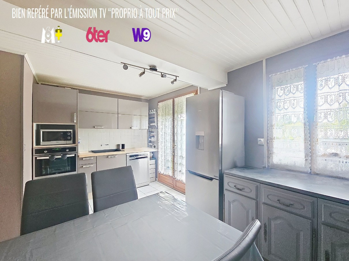 
                                                Vente
                                                 Jolie maison résidentielle