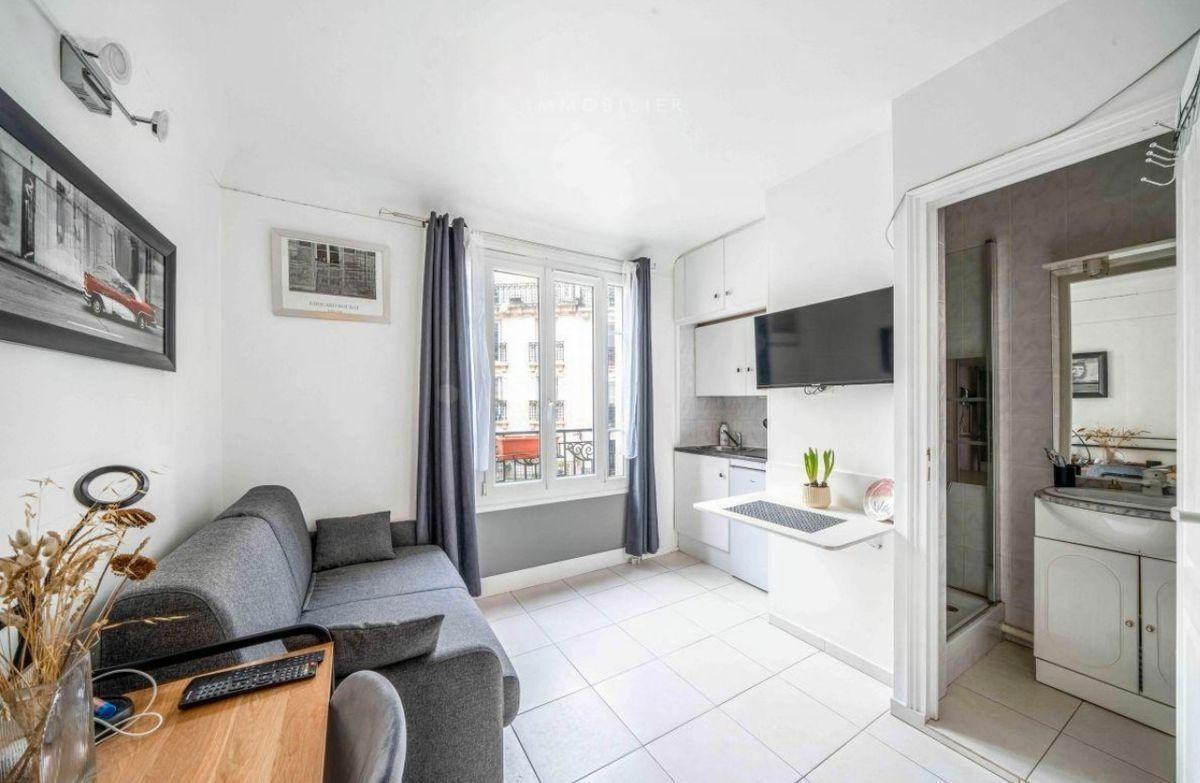 
                                                Location
                                                 Jolie studette