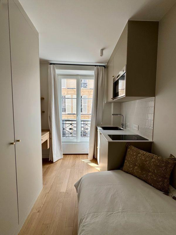 
                                                Location
                                                 Jolie studette à louer Paris 17ème