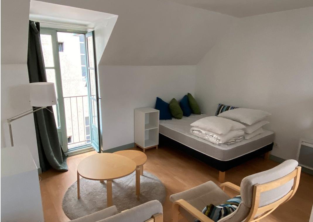 
                                                Location
                                                 Jolie T1 Rennes