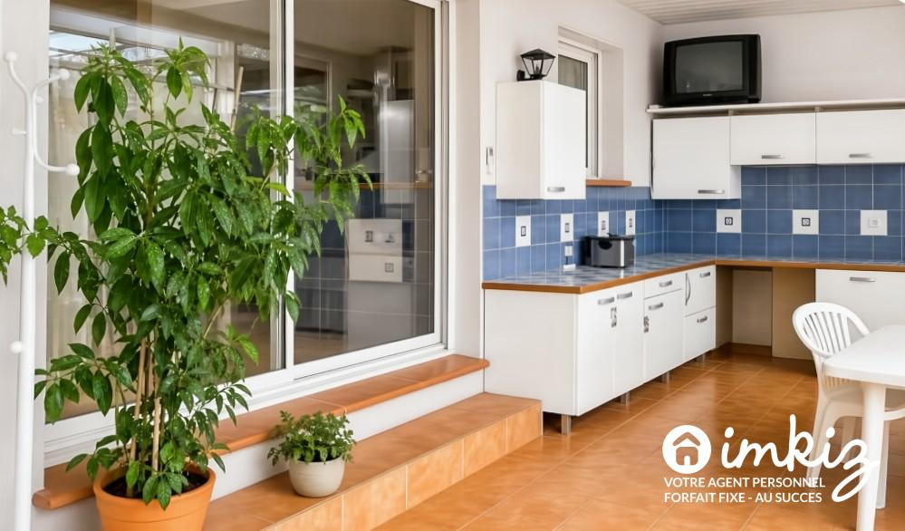 
                                                Vente
                                                 Jolie villa 5 pièces, 2 faces, 113 m2