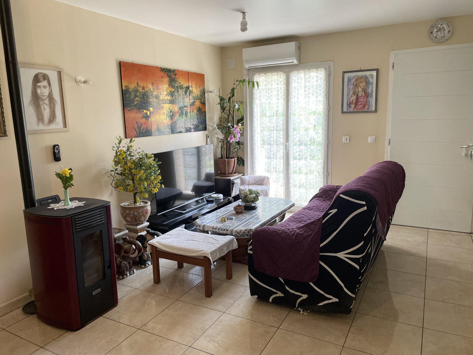 
                                                Vente
                                                 Jolie villa 5 pièces, 2 faces, 113 m2