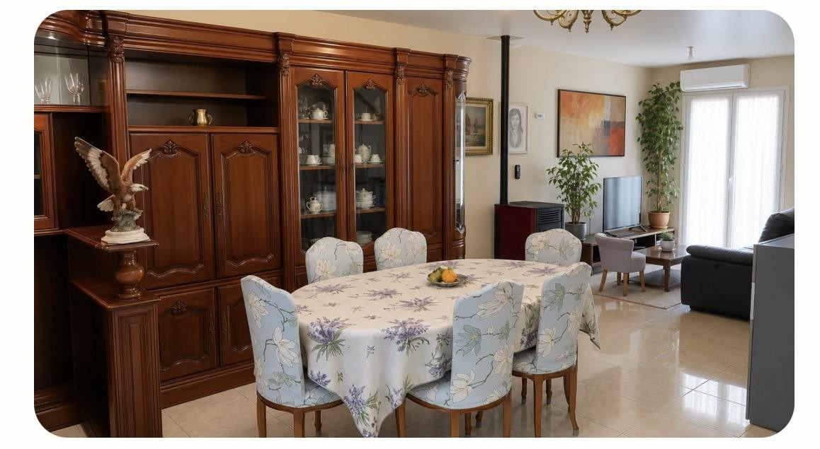 
                                                Vente
                                                 Jolie villa 5 pièces, 2 faces, 145m2