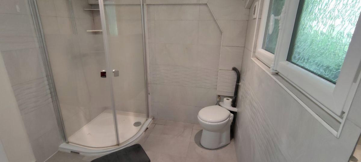 
                                                Location
                                                 Juvisy-Studio 20m2-750 CC