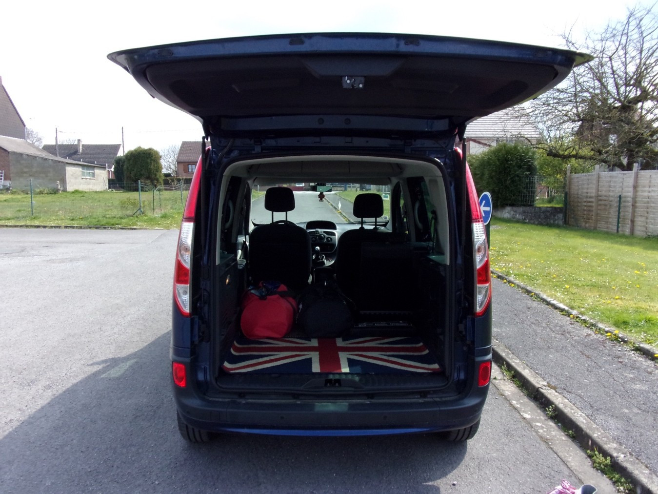 
                                                Voiture
                                                 KANGOO