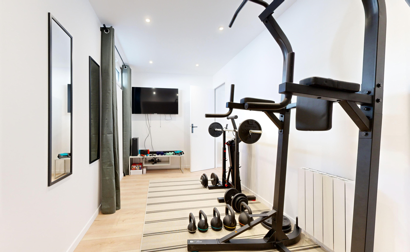 
                                                Colocation
                                                 Ker Anne 1