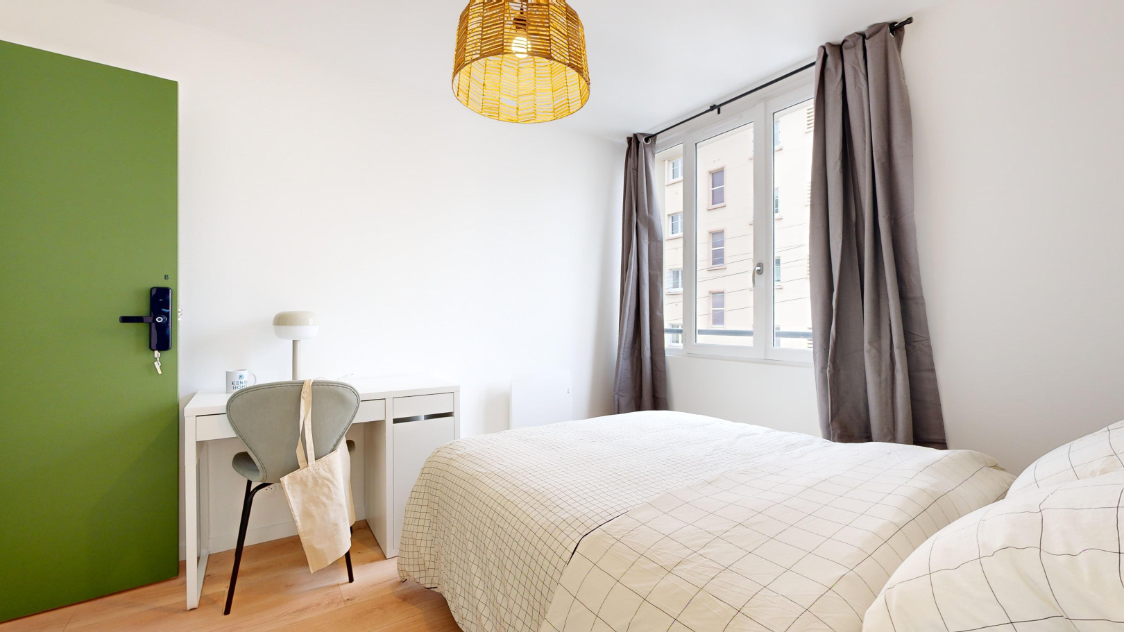 
                                                Colocation
                                                 Ker Mun 8