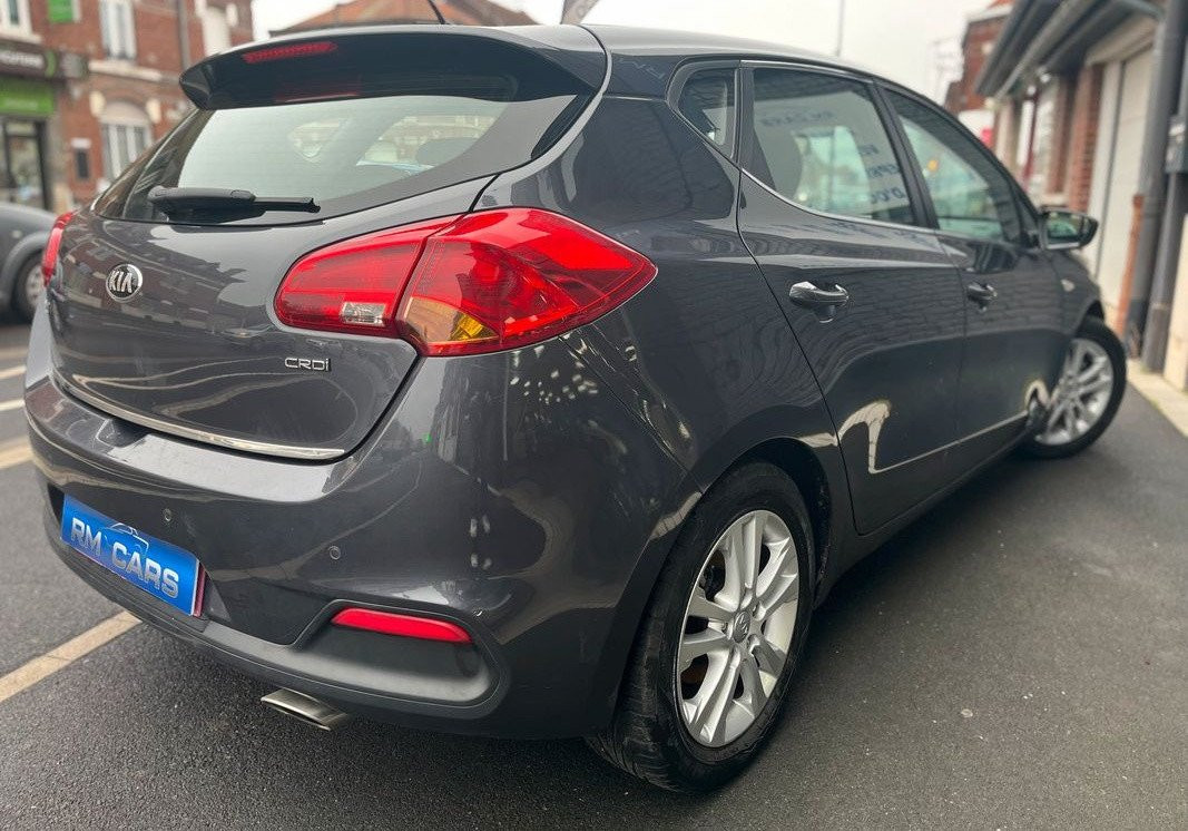 
                                                Voiture
                                                 Kia Ceed 1.4 CRDI 90ch Cool