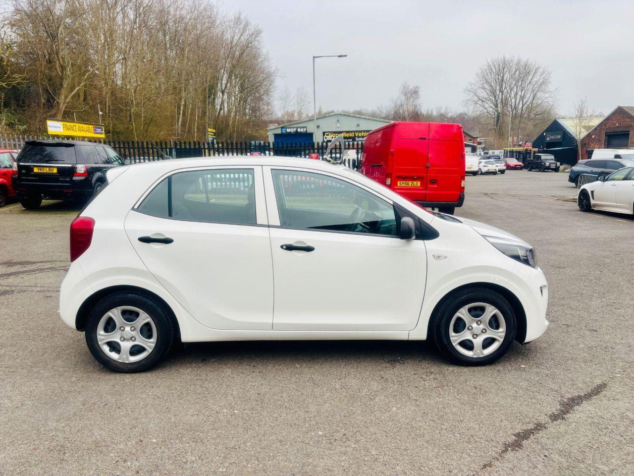 
                                                Voiture
                                                 KIA Picanto 1.0 1 Hatchback 5dr Petrol Manual Euro 6 (66 bhp) MOT 2/27 FSH 11K 1 OWNER ULEZ