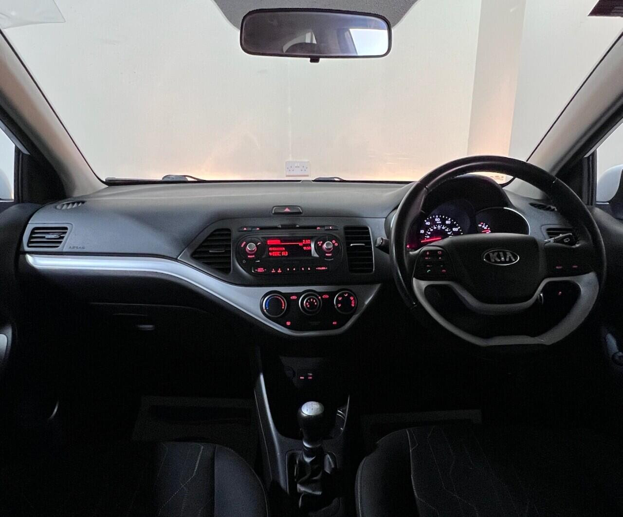 Voiture
                                                 KIA Picanto 1.0 SR7 Hatchback 3dr Petrol Manual Euro 6 (65 bhp)