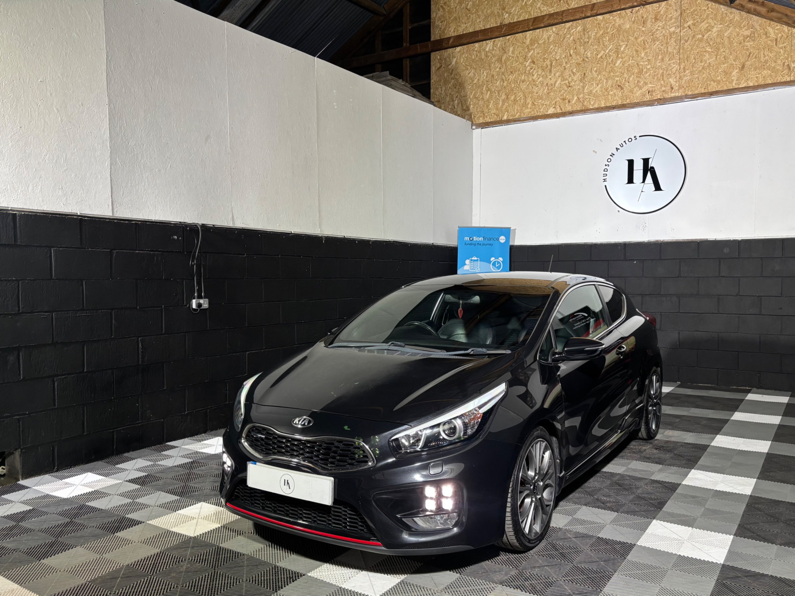 
                                                Voiture
                                                 Kia ProCeed GT Tech