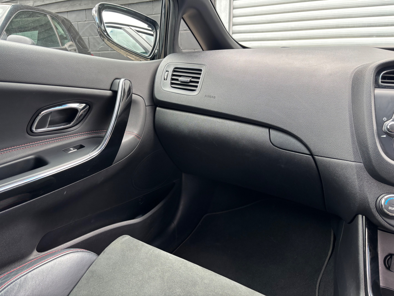 
                                                Voiture
                                                 Kia ProCeed GT Tech