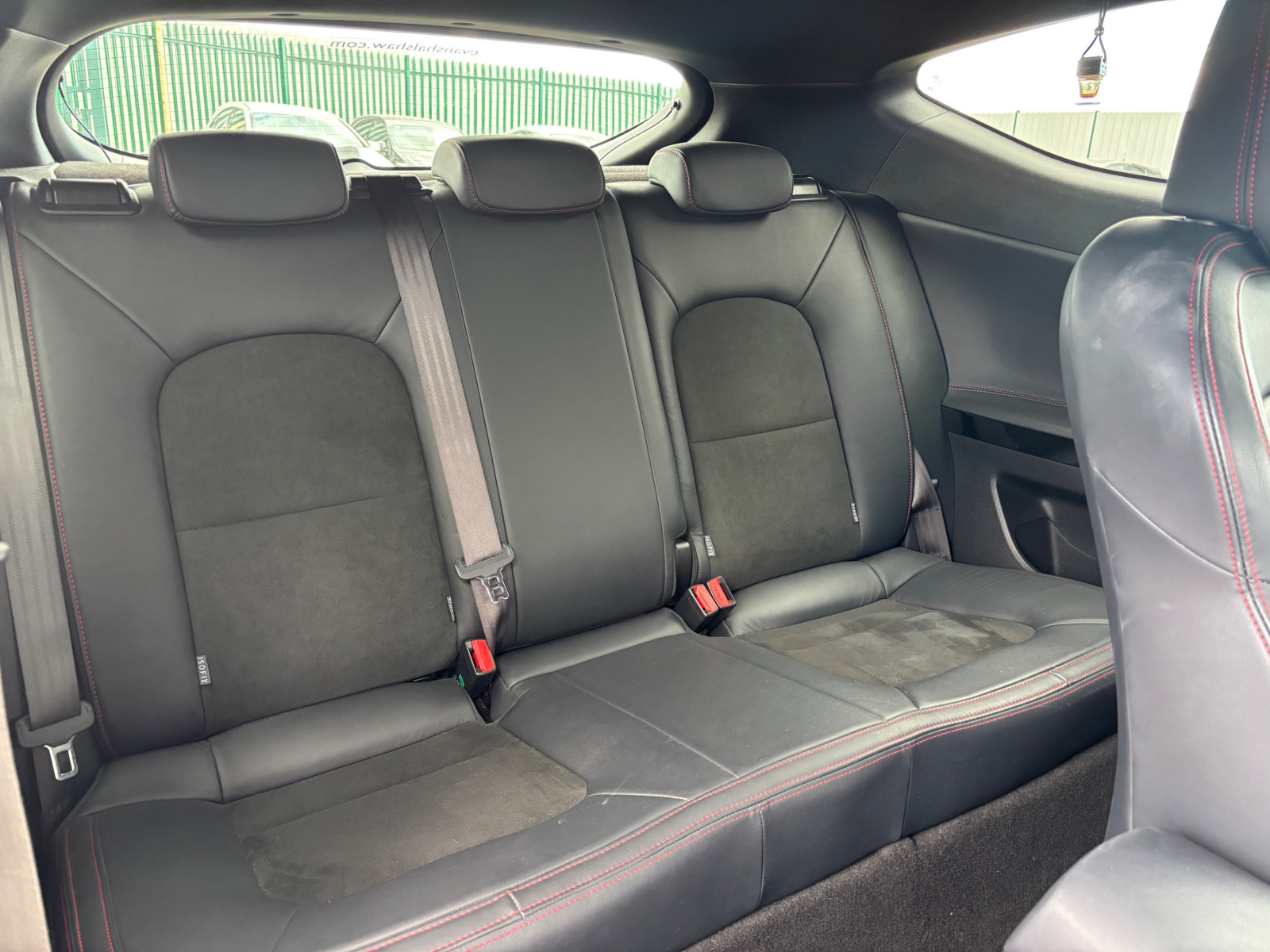 
                                                Voiture
                                                 Kia ProCeed GT Tech