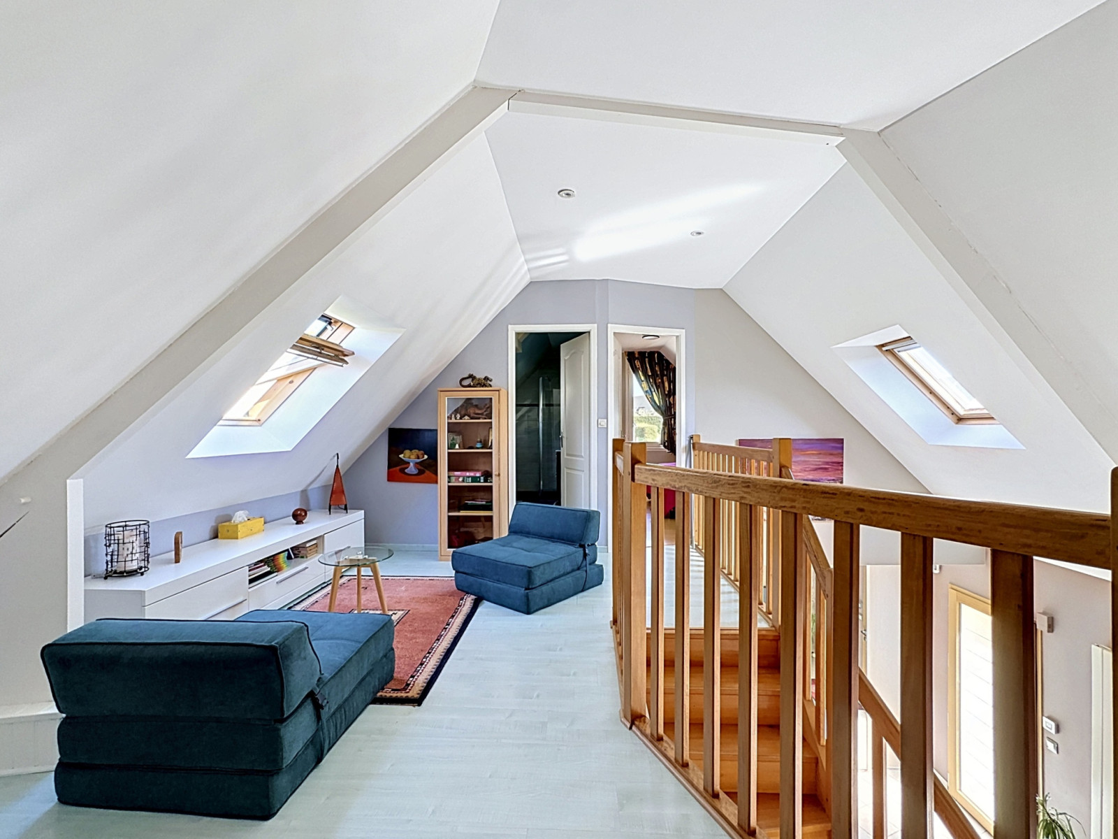 
                                                Vente
                                                 La BARRE de SEMILLY Maison avec vie de plain pied et jardin 