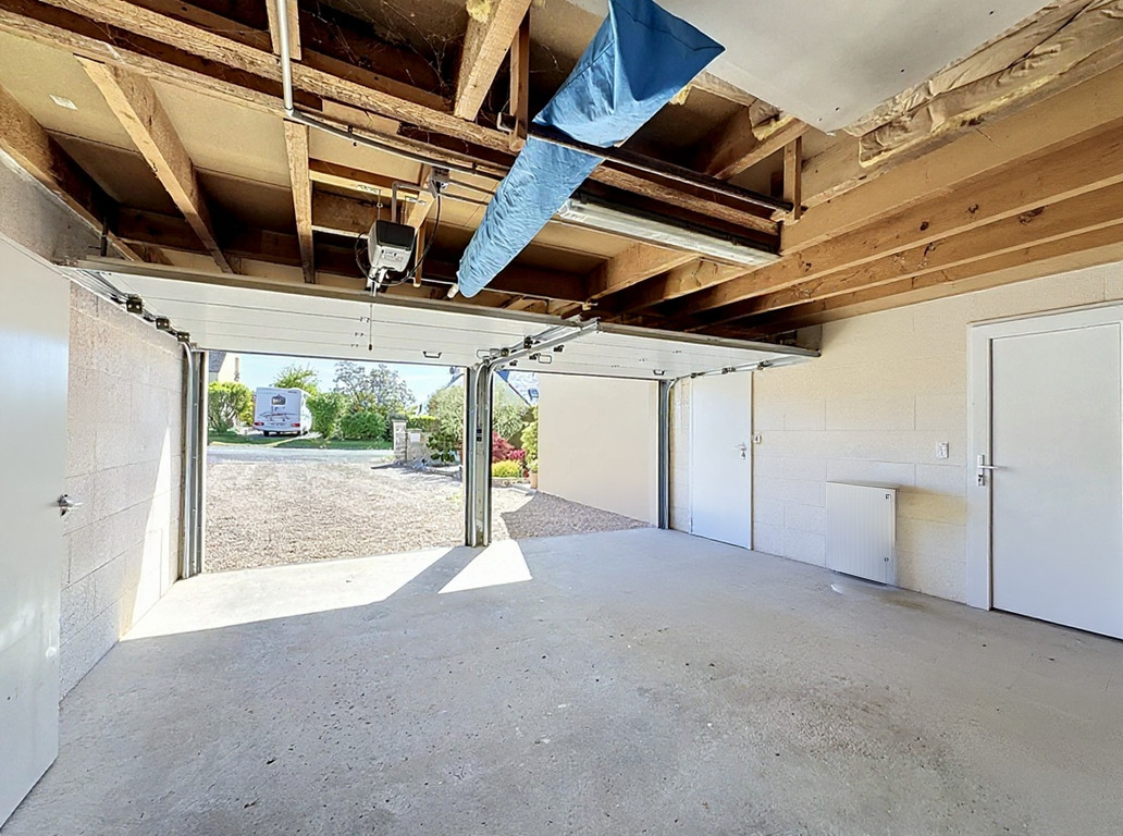 
                                                Vente
                                                 La BARRE de SEMILLY Maison avec vie de plain pied et jardin 