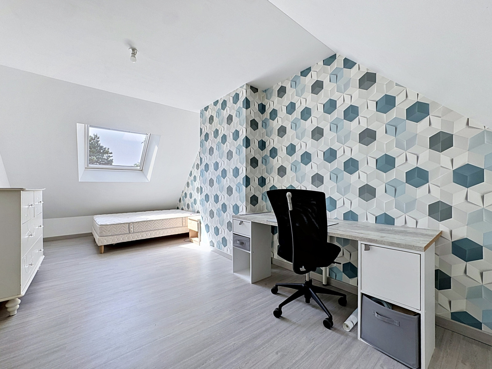 
                                                Vente
                                                 La Barre de Semily maison familiale 140M2
