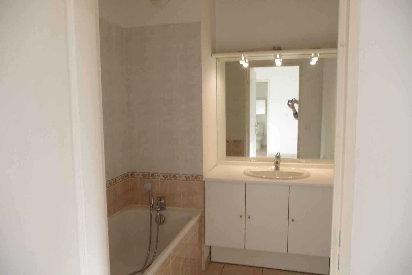 
                                                Location
                                                 La BELLE de MALBOSC