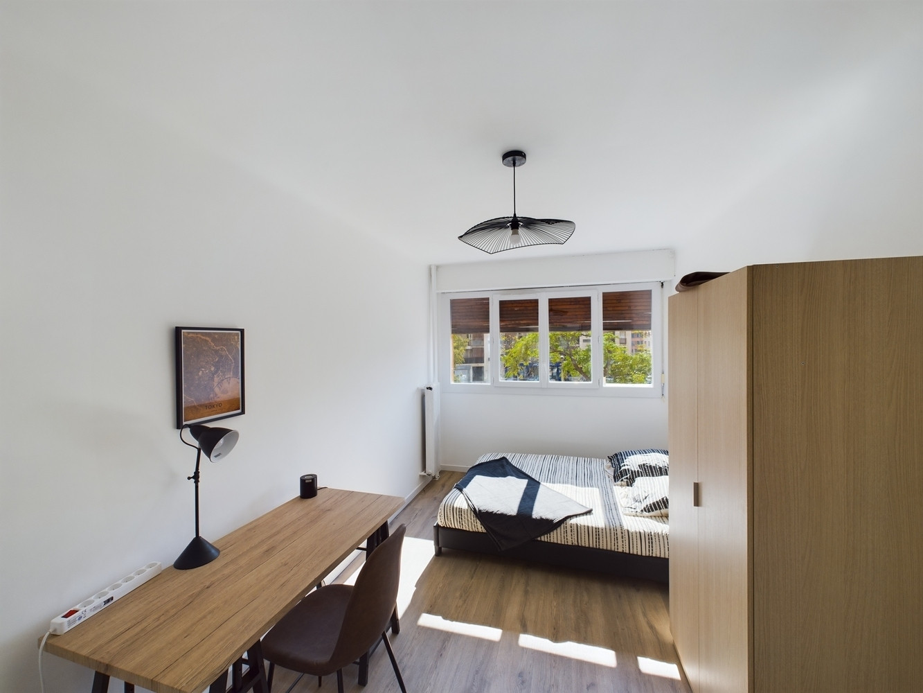 
                                                Colocation
                                                 La coloc du 9e