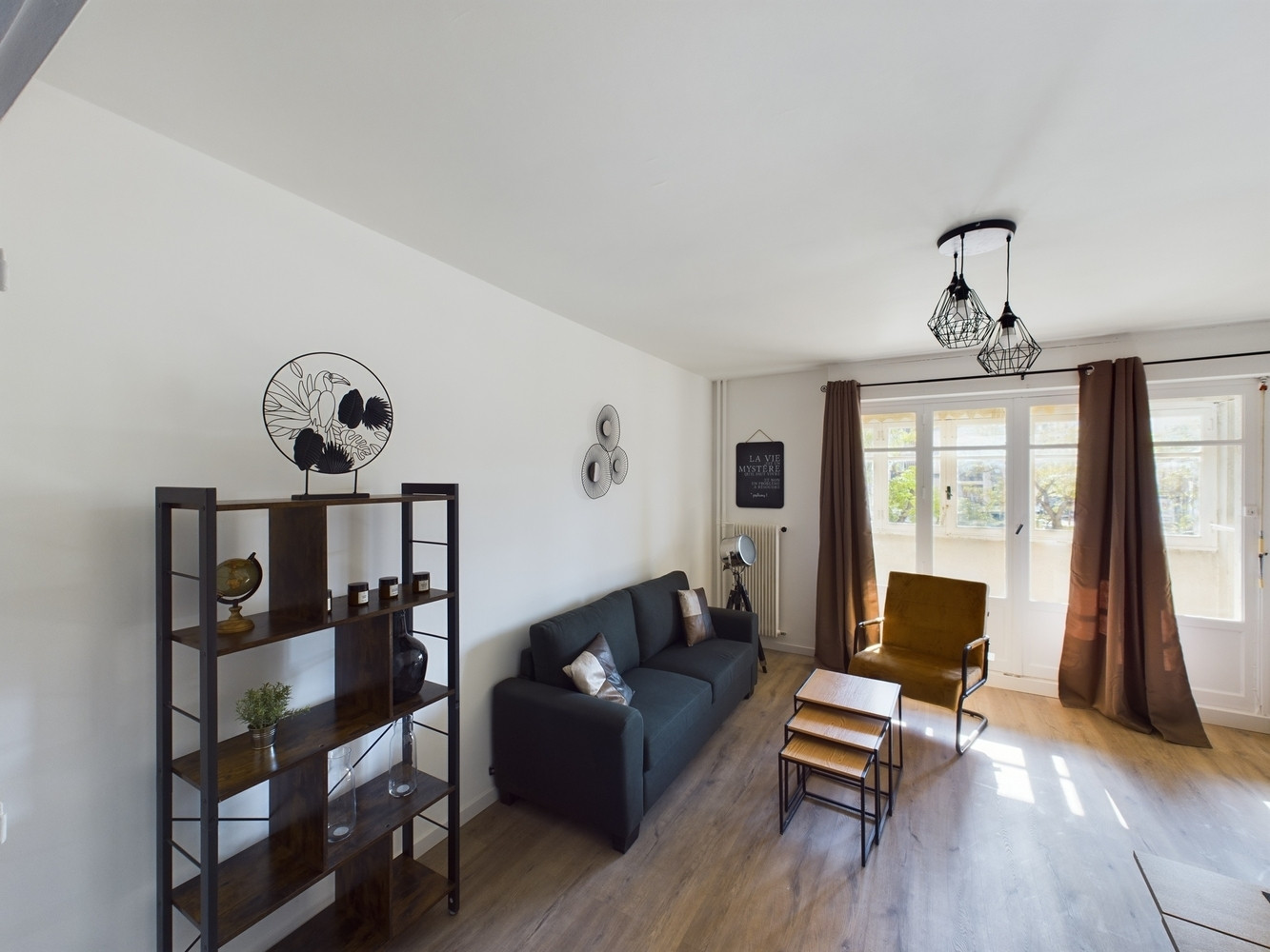 
                                                Colocation
                                                 La coloc du 9e