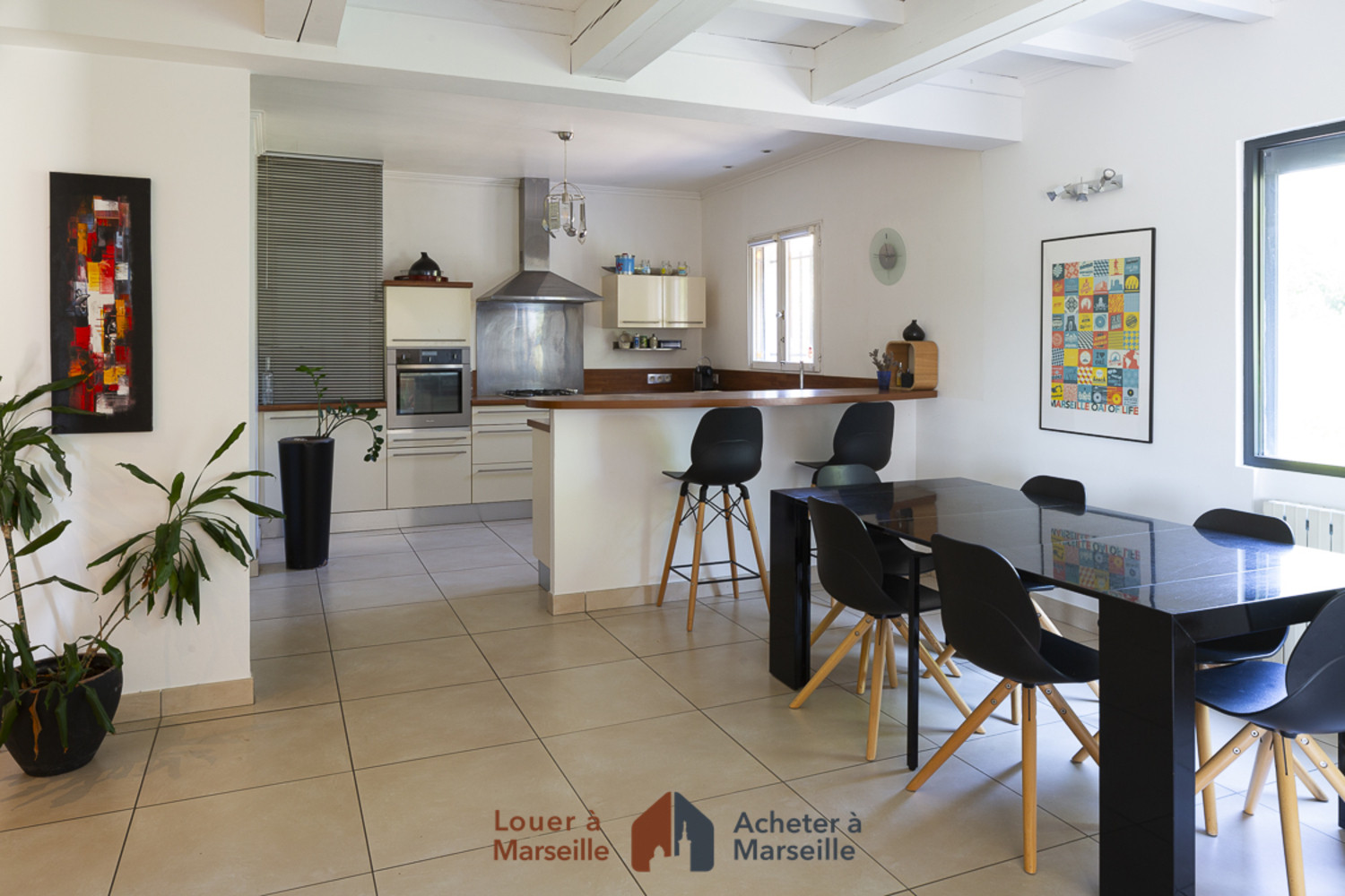 
                                                Location
                                                 La maison de Septèmes