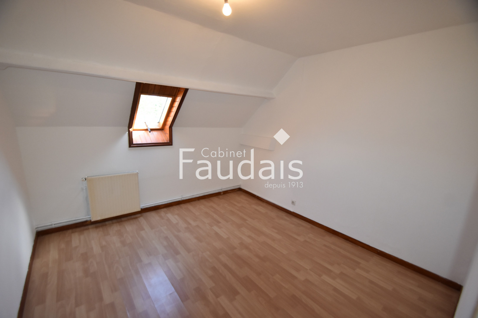 
                                                Location
                                                 LA MEAUFFE