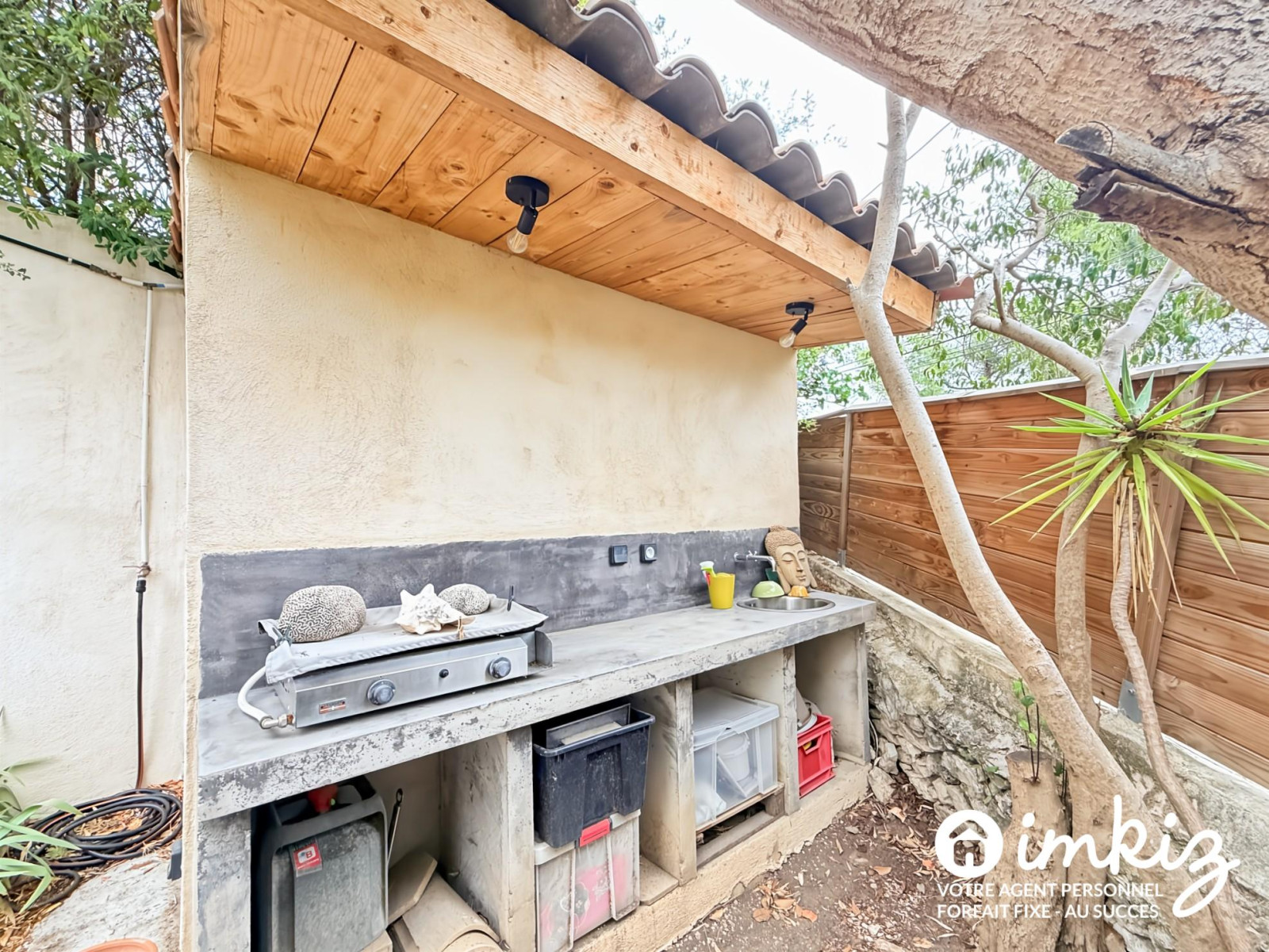
                                                Vente
                                                 La Panouse - Maison T3 - Jardin