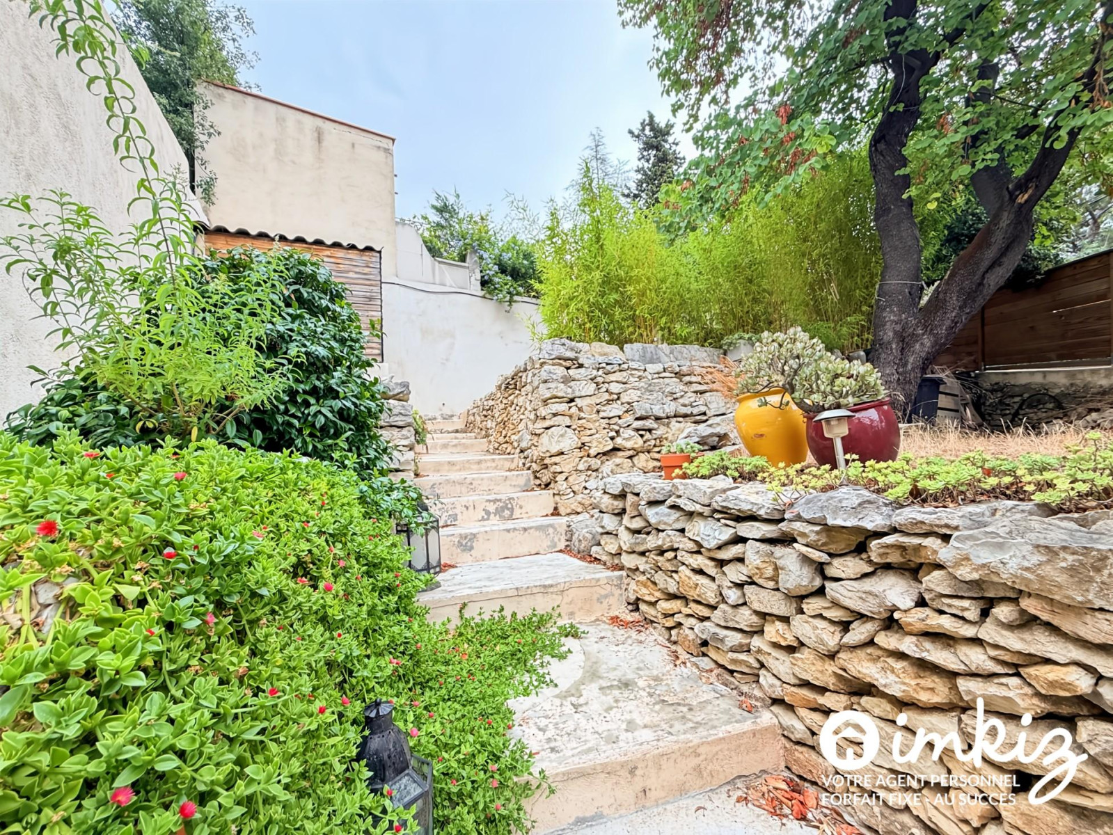 
                                                Vente
                                                 La Panouse - Maison T3 - Jardin