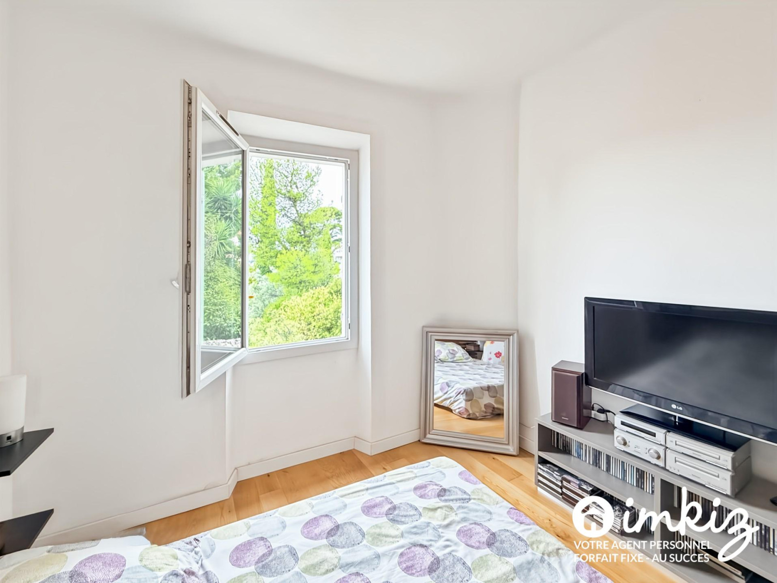 
                                                Vente
                                                 La Panouse - Maison T3 - Jardin